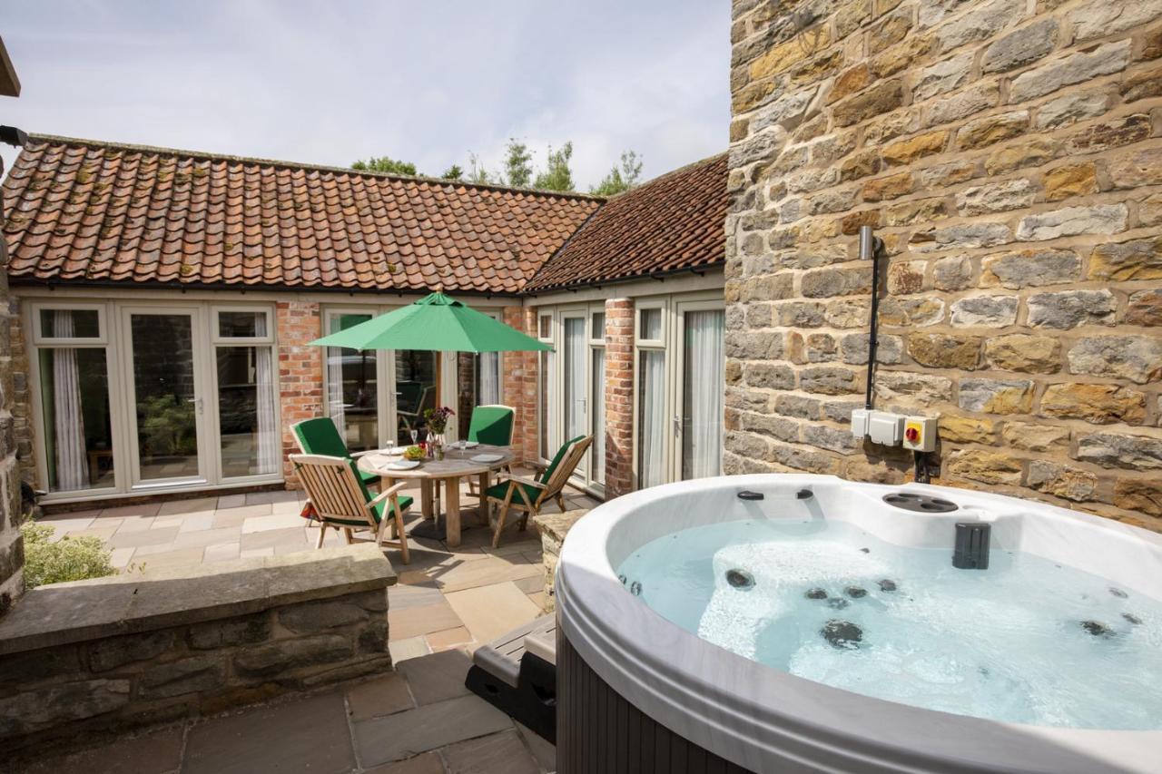 Thirley Cotes Farm Cottages Scarborough Ngoại thất bức ảnh